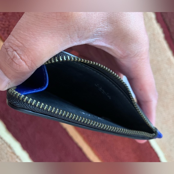 Coach Men’s leather wallet and card holder. - Picture 3 of 3